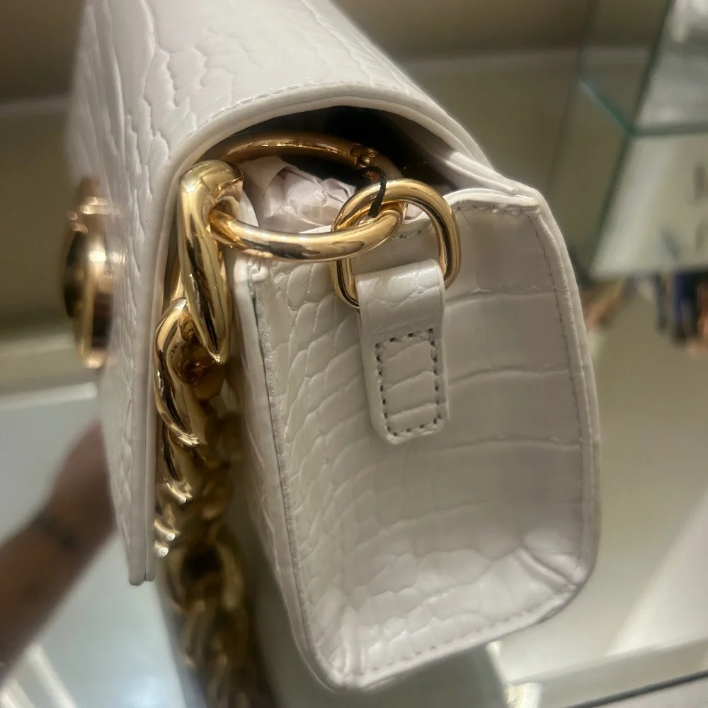 White & gold leather purse - Picture 5 of 7